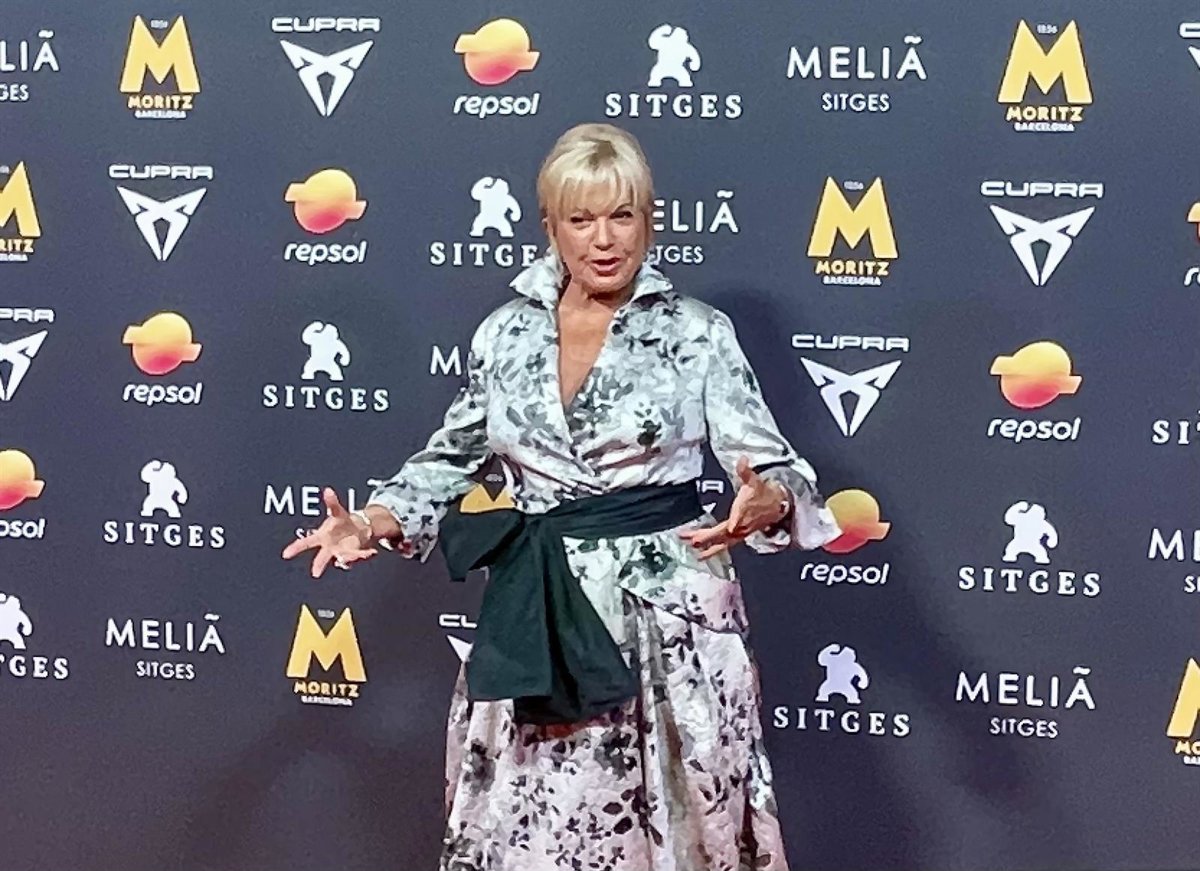 Bárbara Rey rep el Premi Nosferatu al Festival de Sitges amb una emoció immensa