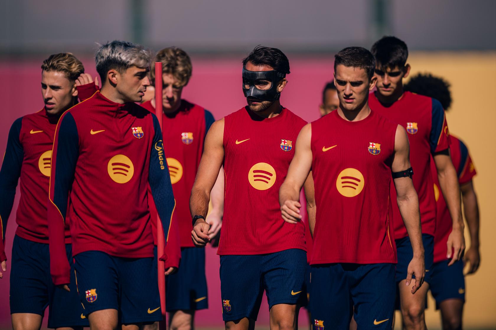 El FC Barcelona repassa la convocatòria per rebre el Getafe al Camp Nou